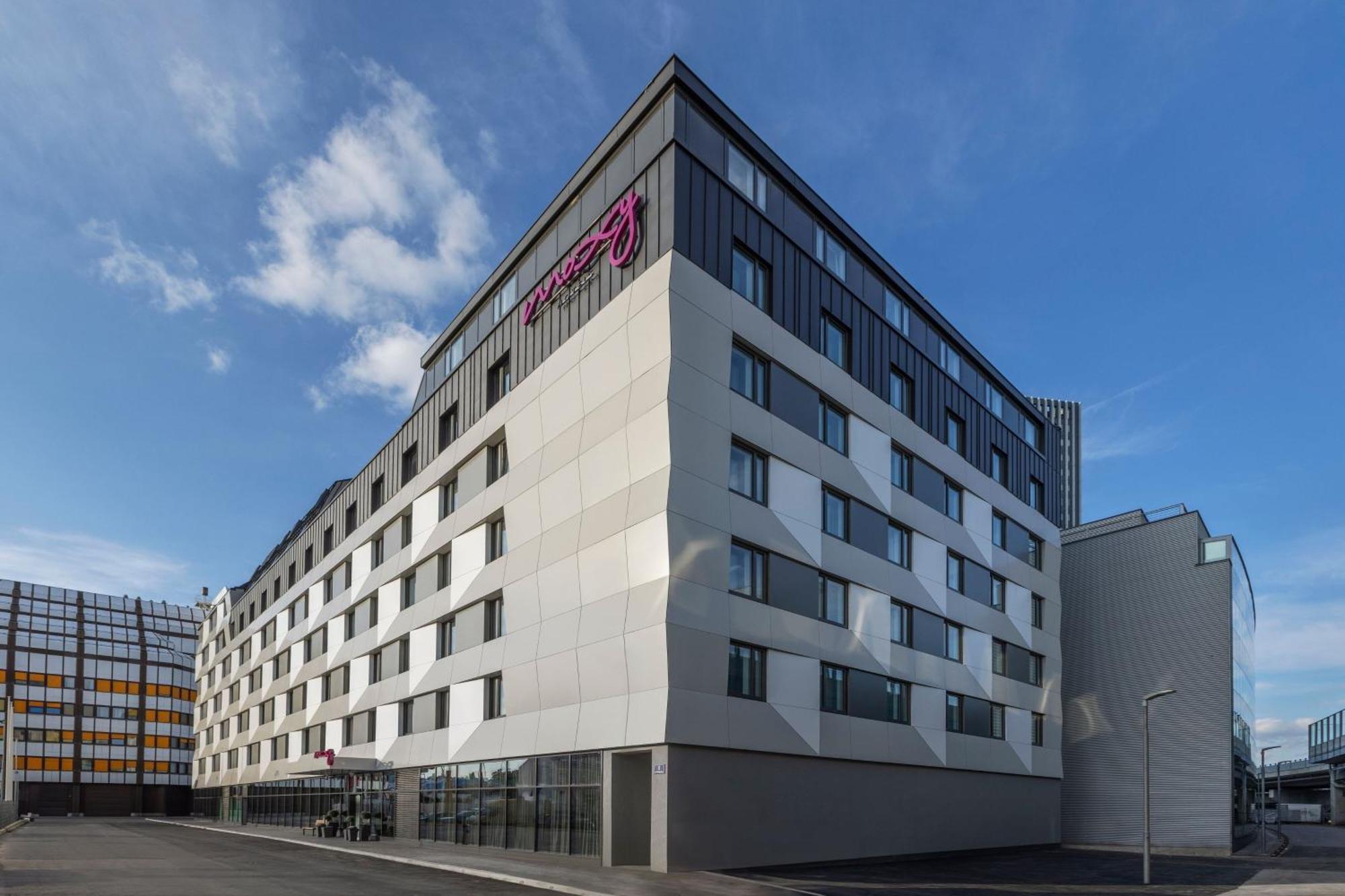 Moxy Vienna City East Bagian luar foto