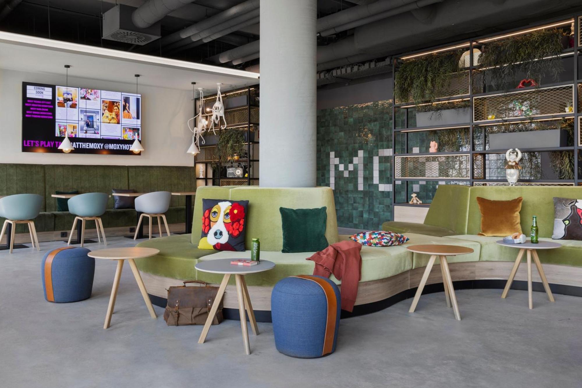 Moxy Vienna City East Bagian luar foto